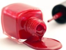 СЕКРЕТИ МАНІКЮРА: як вибрати ідеальний лак для нігтів