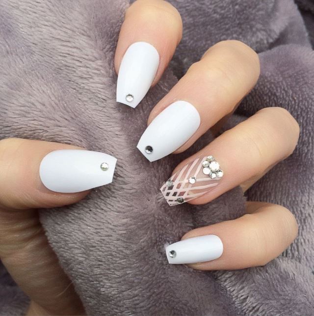 NAIL TREND: Міняємо квадрат на модні ніжні «пуанти» s-l1000