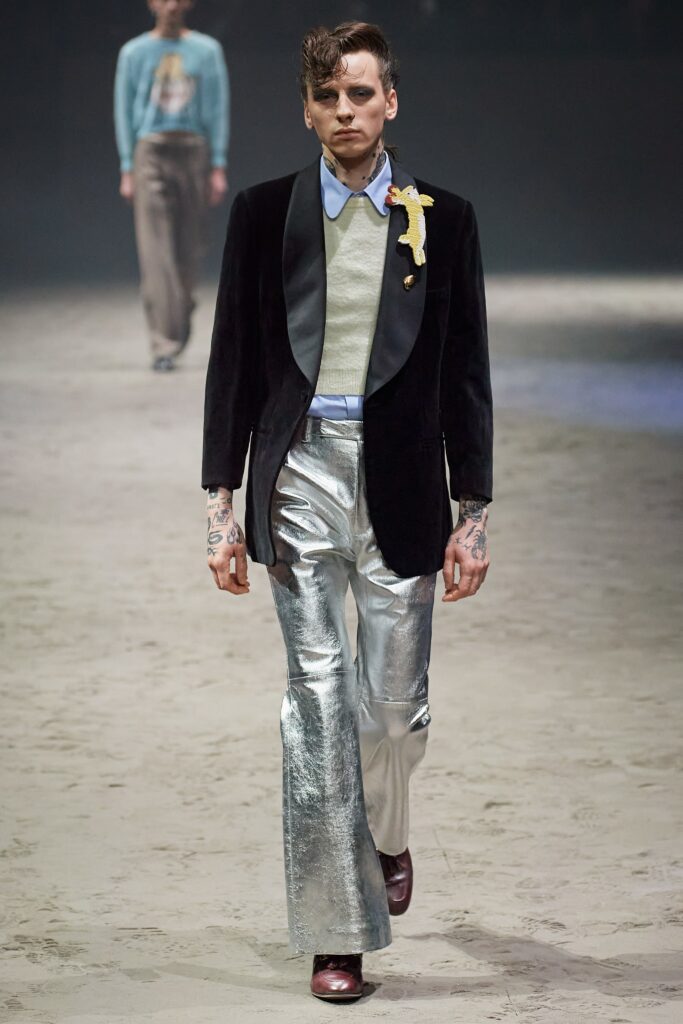 Мода 2020: Показ Gucci в Милане запустил модную машину времени
