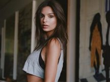 Абсолютно гола Емілі Ратаковскі підірвала Instagram новим фото (18+)