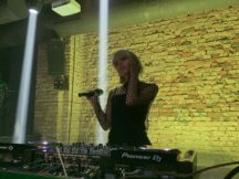 Слушаем саундтрек к сериалу «Перші ластівки. Zалежні»! Dakooka – «Хорошо, все плохо»