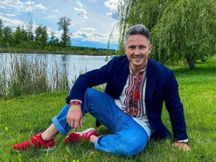 «У мене сім’я говорила російською»: Олександр Педан вивчив українську, поживши вдома у Сергія Притули