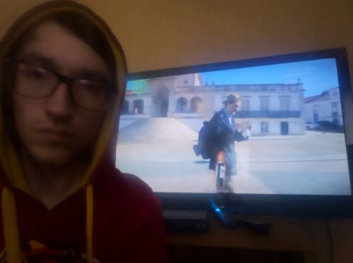 Відомо ім’я переможця другого тижня конкурсу «Знайди пляшку «Орла&Решка», сидячи на дивані»