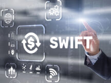 Что такое SWIFT и какие последствия будет иметь отключение России