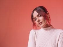 Ексклюзив! MamaRika – «На руках»: прем’єра нової пісні!