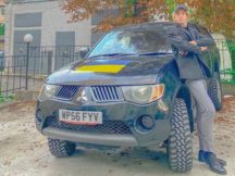 Три скорых помощи и внедорожник: Марк Куцевалов показал, на что потратил почти три миллиона гривен