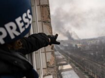 Режисер фільму «20 днів у Маріуполі» отримав премію Гільдії режисерів Америки