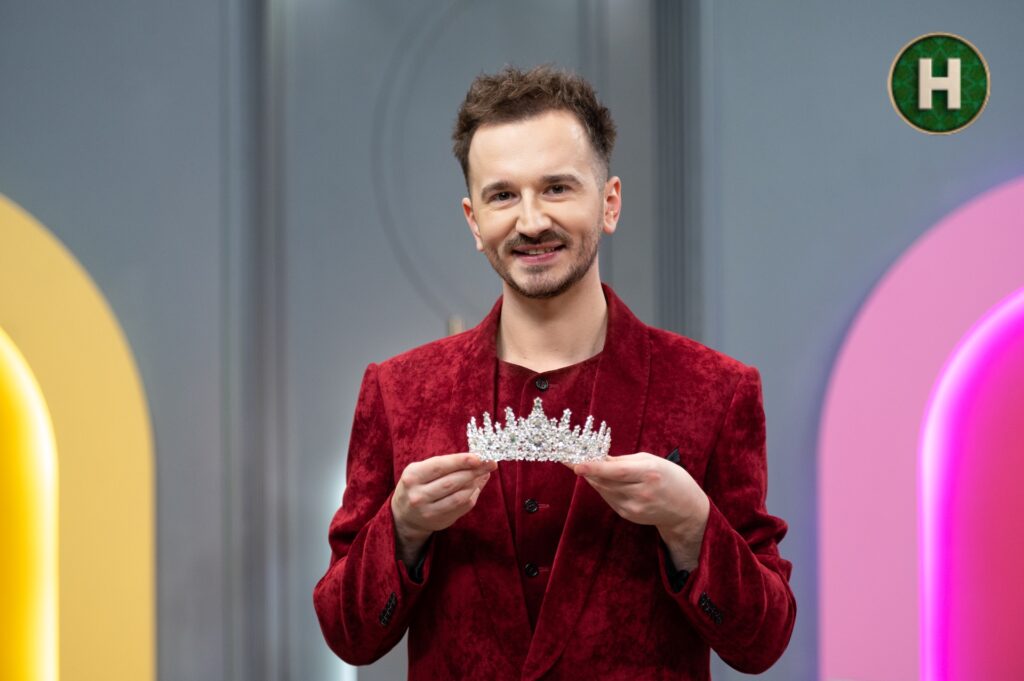Свекрухи, невістки та Галицька Діва: Новий канал знімає реаліті «Мамо, ваш вихід!»