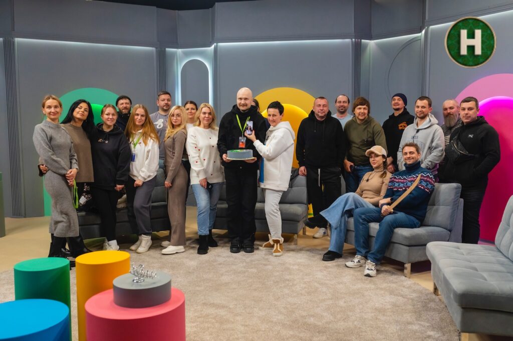 Свекрухи, невістки та Галицька Діва: Новий канал знімає реаліті «Мамо, ваш вихід!»