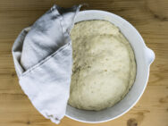 Опара для паски: ідеальний рецепт на Великдень