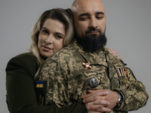 Радіоведуча Юля Карпова зворушливо привітала Сергія Пономаренка з річницею звання Героя України