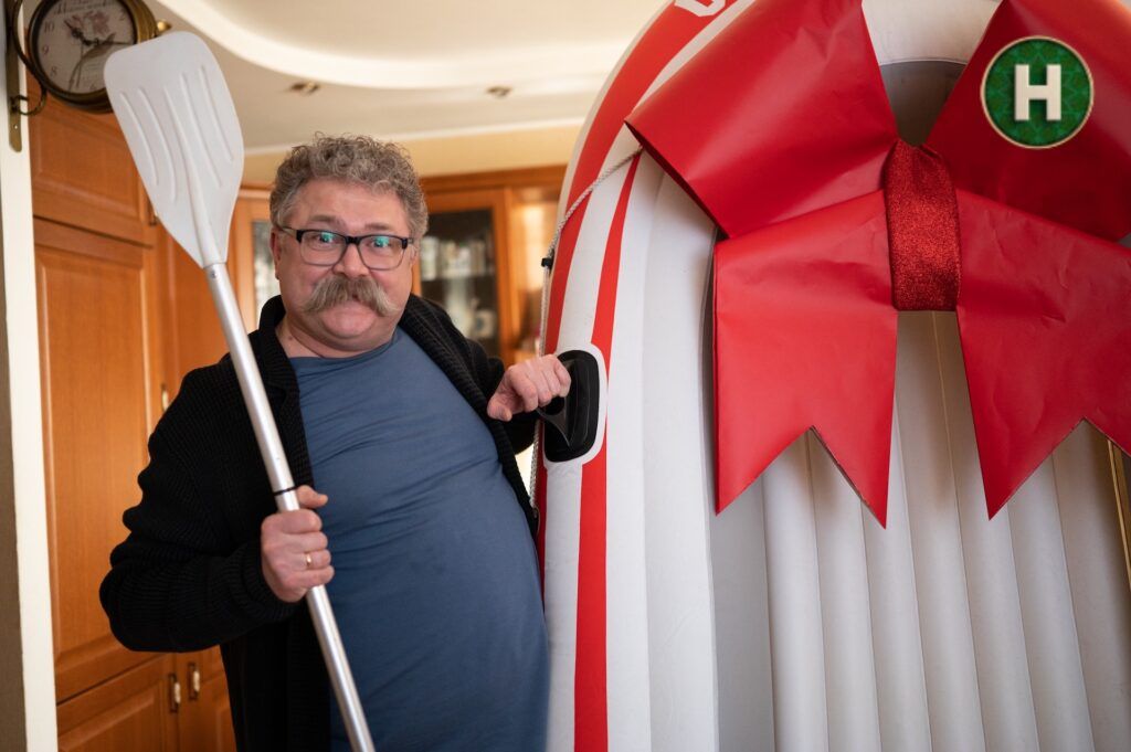 Назар Задніпровський розповів про свою роль у новому серіалі Любов, як вона є