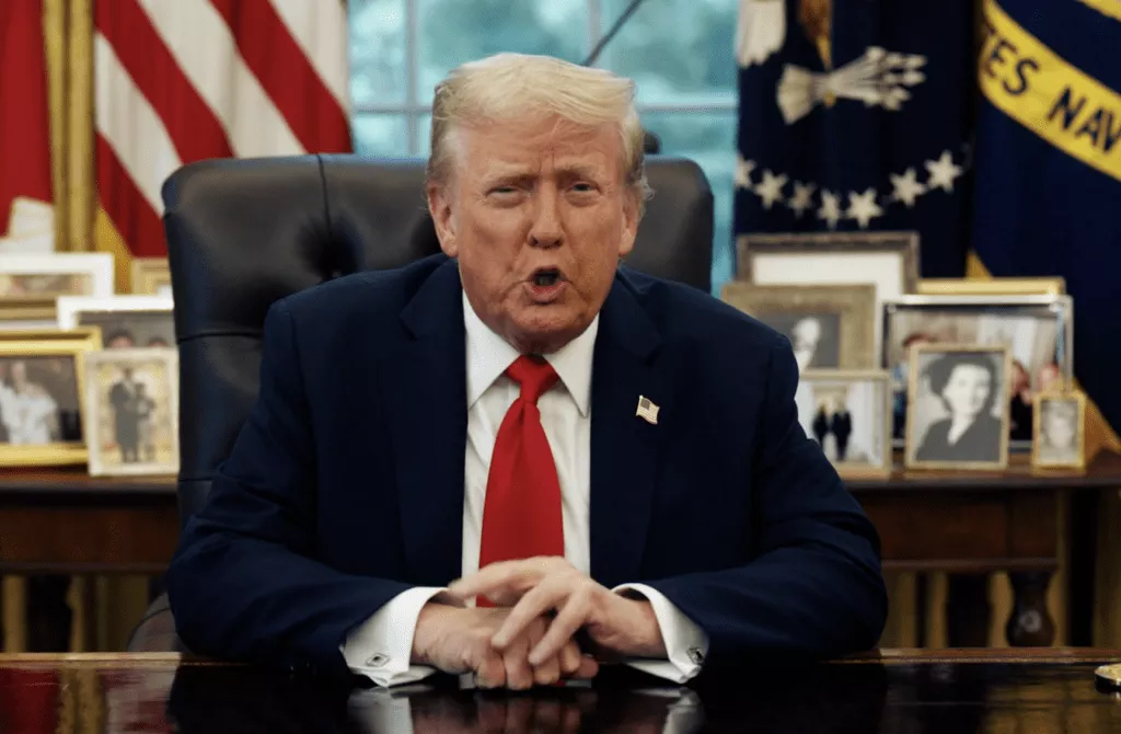 Трамп у відеозверненні до YES: Війна закінчиться не на полі бою, а за столом переговорів