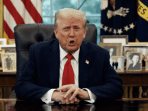 Трамп у відеозверненні до YES: «Війна закінчиться не на полі бою, а за столом переговорів»