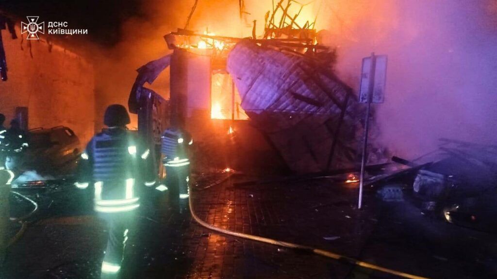Екстрені відключення світла в деяких регіонах України 10 жовтня