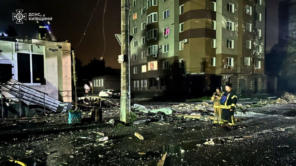 Екстрені відключення світла в деяких регіонах України 10 жовтня