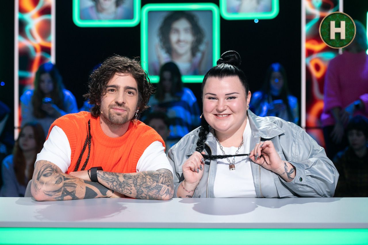 Alyona alyona рассказала о том, как написать песню, что покорит чарты и слушателей