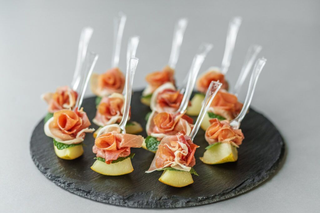 Закуски на Новий рік 2026: рецепти для кожного