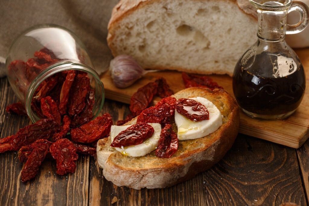 Закуски на Новий рік 2026: рецепти для кожного