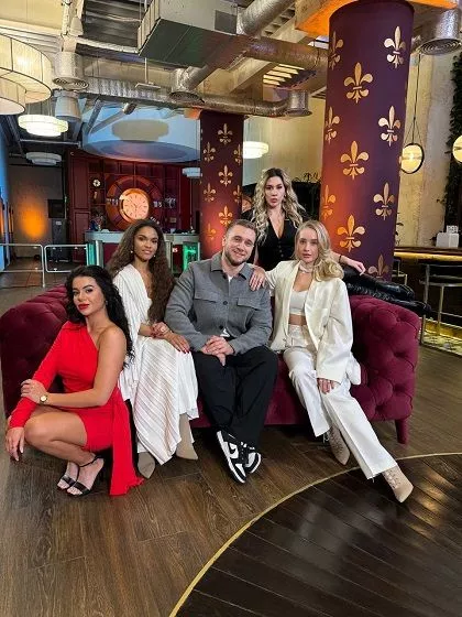 Тарас Яремій розповів як ходив на побачення з дівчиною з Tinder