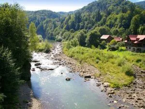 Що подивитись у Ворохті: місця які варто відвідати у будь-яку пору року