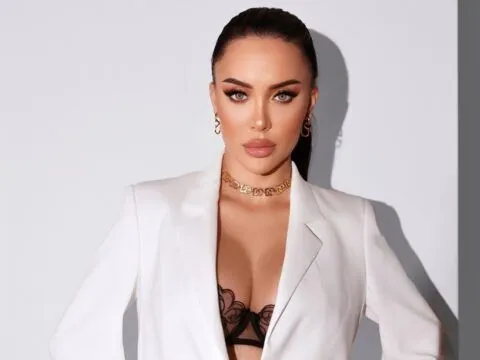 Крістіна Литвиненко розкрила закулісся міжнародних fashion-зйомок