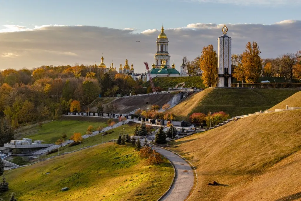 Привітання з першим днем осені 2026: добірка
