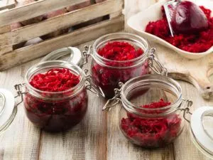 Буряк на зиму до борщу: рецепт приготування